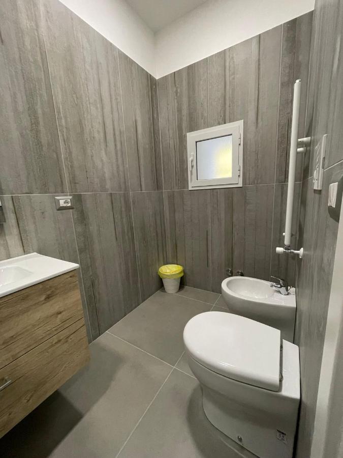3 Rooms Chiaia Naples Luaran gambar